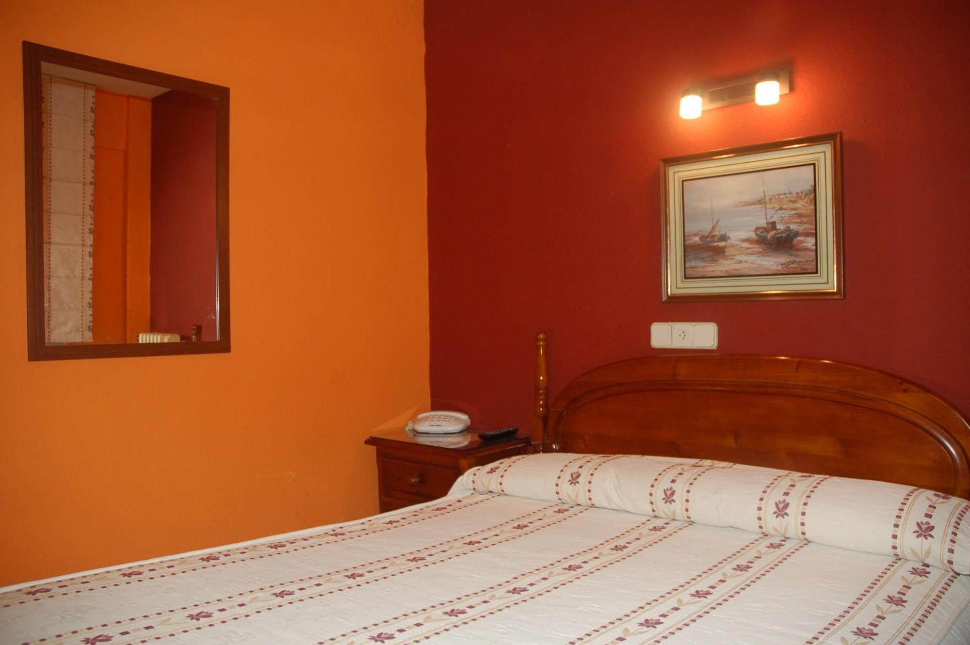 Hostal Residencia Castilla Куенка Екстериор снимка