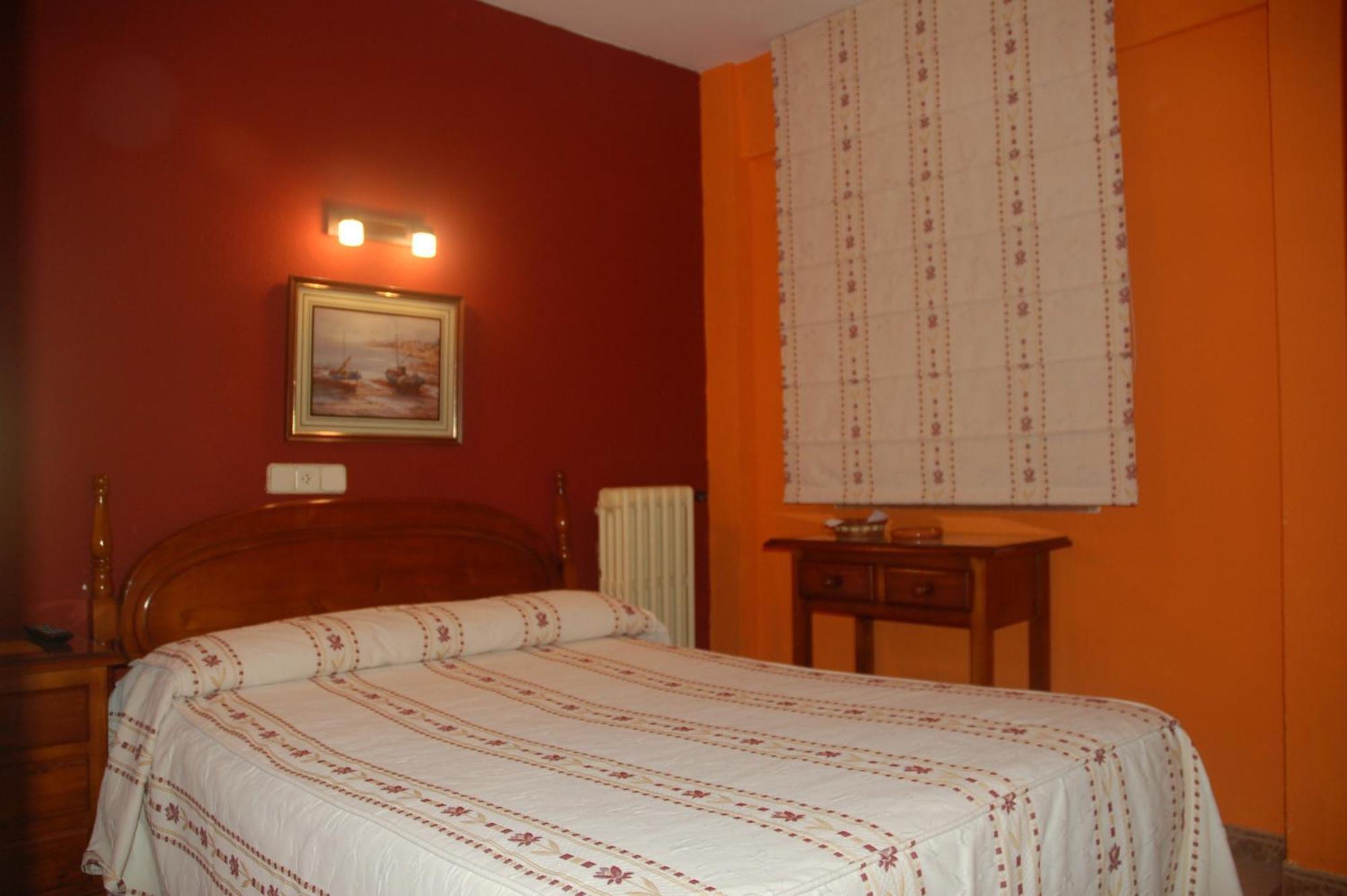 Hostal Residencia Castilla Куенка Екстериор снимка
