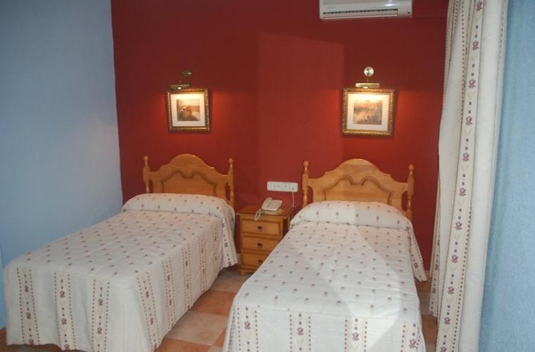 Hostal Residencia Castilla Куенка Екстериор снимка