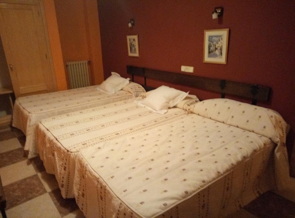 Hostal Residencia Castilla Куенка Екстериор снимка